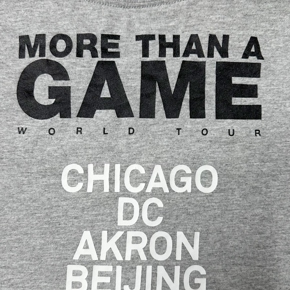 Nike Lebron James More Than a Game World Tour Graphic T-Shirt Grey Men’s XL - Picture 7 of 10